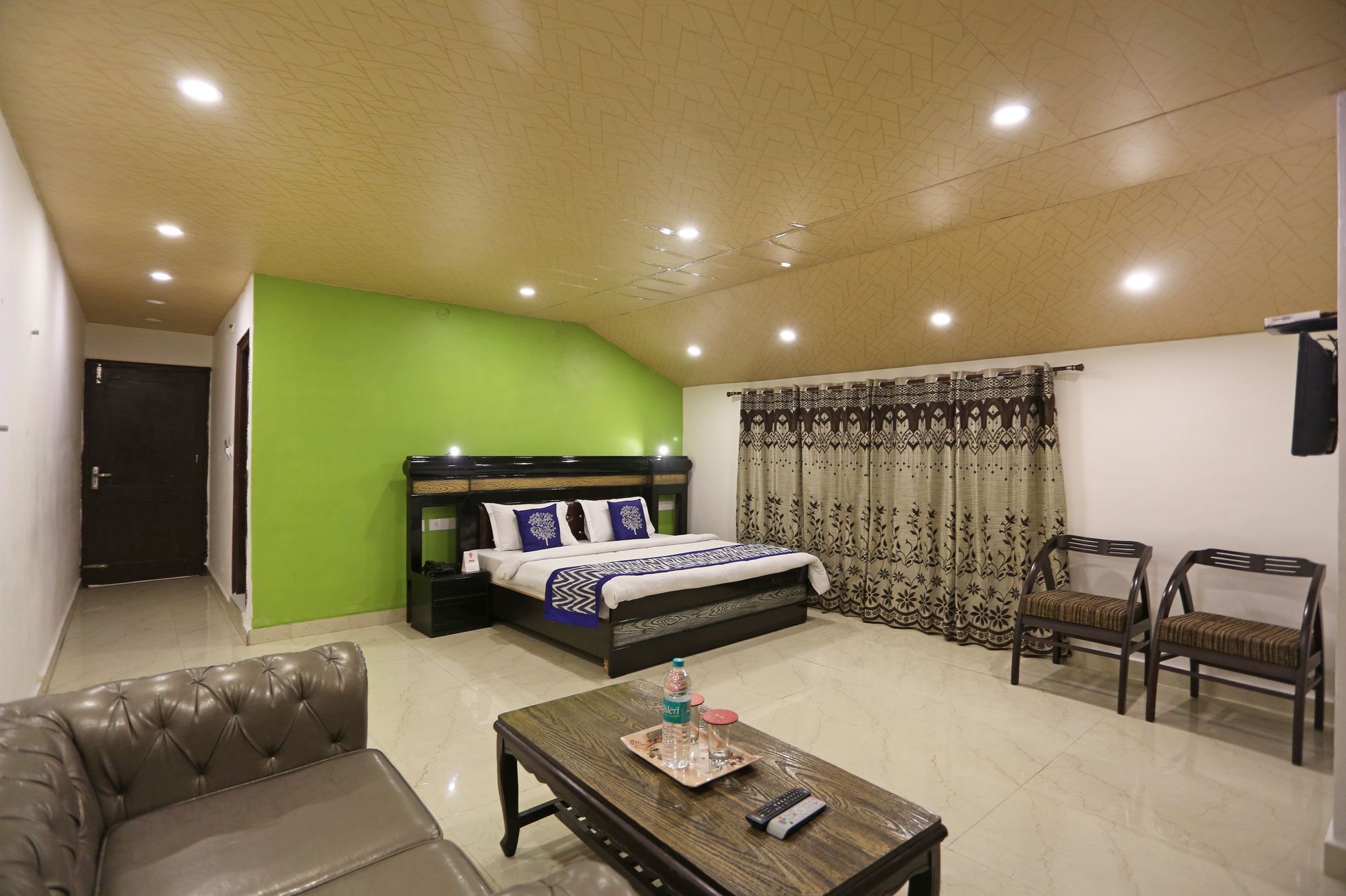 Oyo 6517 Satyam International Hotel Dalhousie Luaran gambar